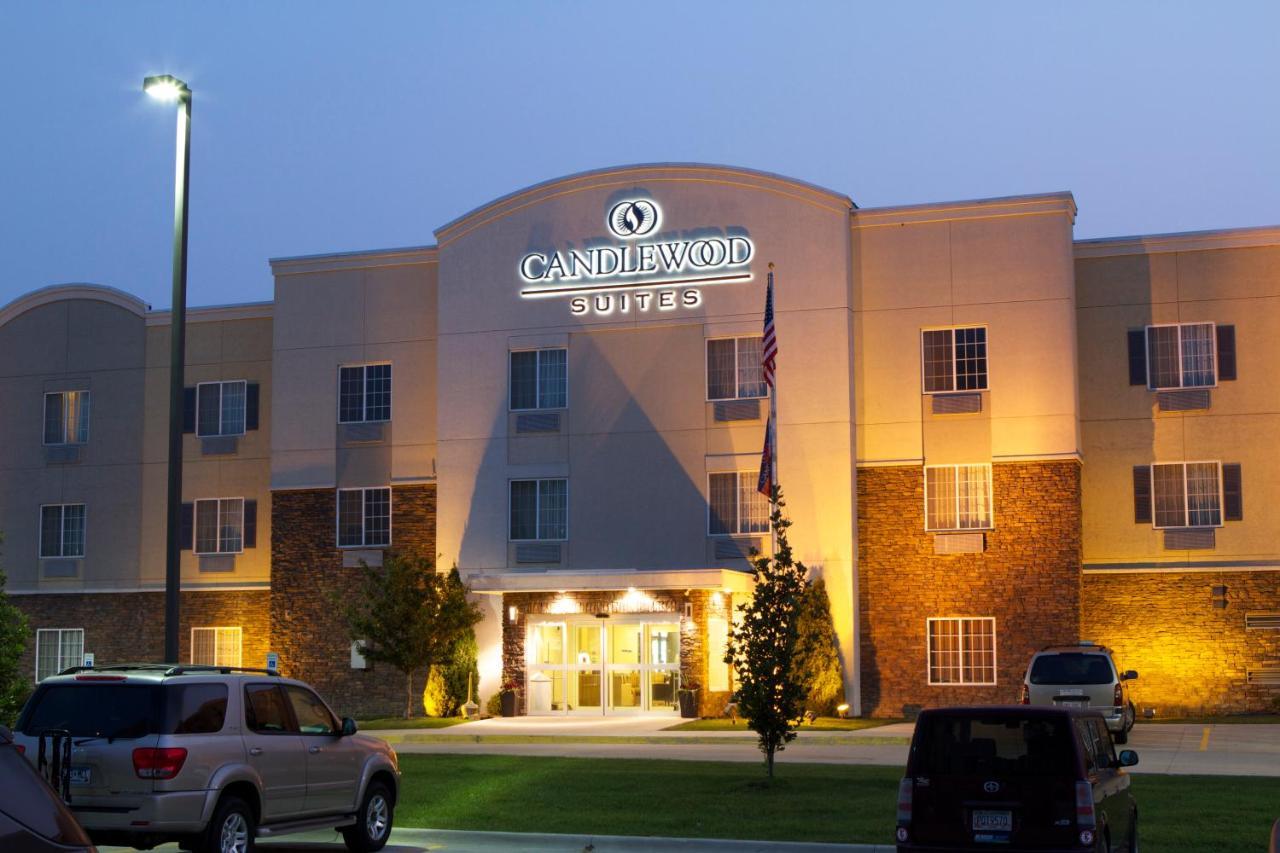 Candlewood Suites Champaign-Urbana University Area By Ihg Eksteriør bilde