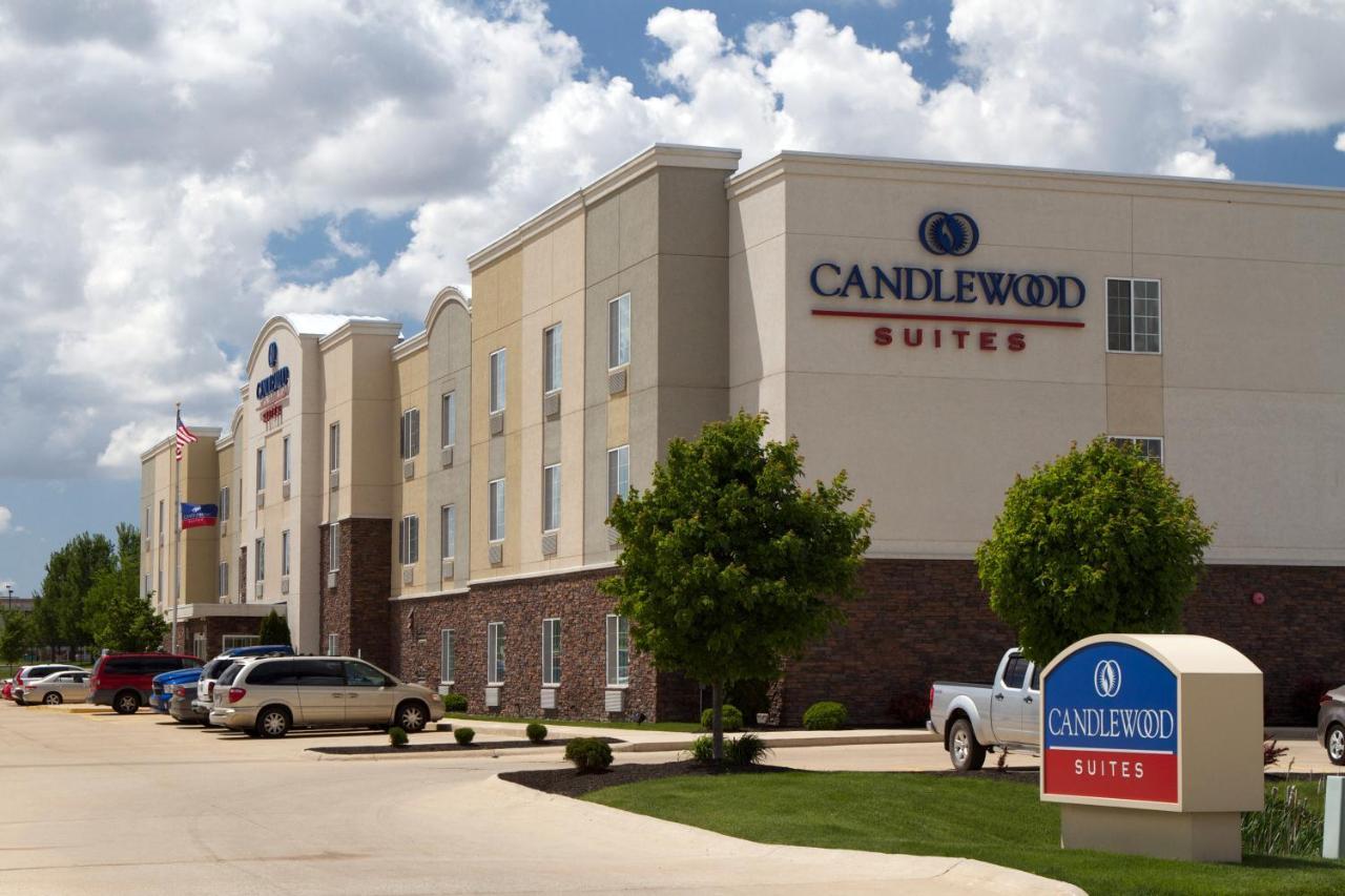 Candlewood Suites Champaign-Urbana University Area By Ihg Eksteriør bilde